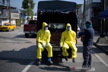 Ekuador bangun pemakaman darurat selama pandemi corona
