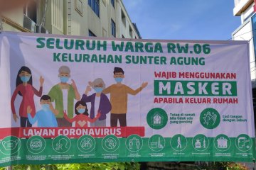 150 spanduk wajib masker dipasang di Sunter Agung