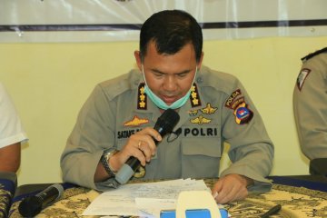 Polda Sumbar tangkap lima pelaku tambang emas ilegal