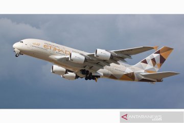 Etihad Airways perpanjang penghentian sejumlah rute sampai 15 Mei