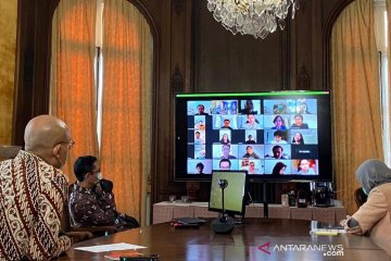 Dubes-mahasiswa Indonesia di Paris gelar bincang tentang COVID-19