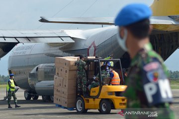 Kedatangan APD COVID-19 untuk Puskesmas di Aceh