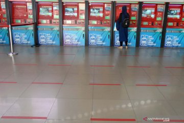 Pembatasan perjalanan KRL saat penerapan PSBB