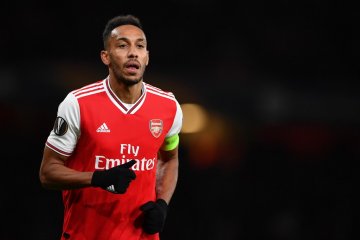 Aubameyang akui kariernya di persimpangan jalan