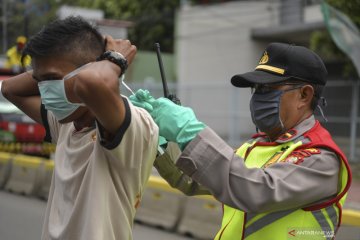Pengawasan pelaksanaan PSBB di Jakarta