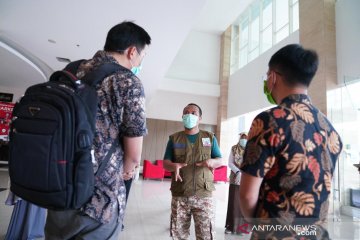 Wagub Sulsel pastikan asupan gizi tenaga medis di Hotel Dalton