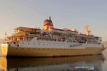 Pelni batalkan pelayaran kapal penumpang ke Kupang