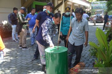 Pemkab Gorontalo ubah minuman captikus jadi hand santizer