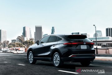 Toyota ungkap tampilan baru Harrier