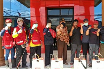 Peduli kemanusiaan, mahasiswa Lampung jadi relawan COVID-19