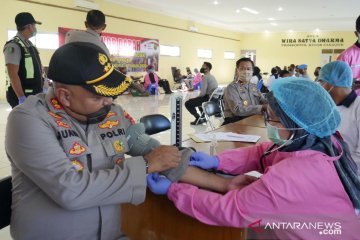 Polres Cianjur bantu PMI tambah stok darah hadapi penyebaran COVID-19