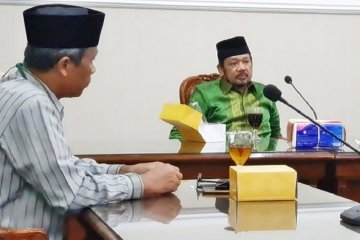 Bantu terdampak corona, pengelola Masjid Agung Jateng kumpulkan ZIS