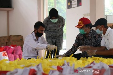 Kemensos salurkan bantuan bagi disabilitas-lansia terdampak COVID-19