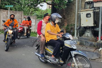 Kelurahan Karet Kuningan gencarkan patroli Satpol PP di masa PSBB