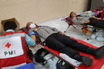200 personel Polda Lampung donorkan darah untuk stok PMI