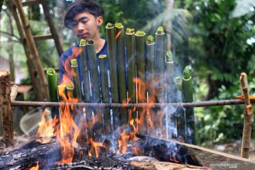 Tradisi memasak lemang menjelang bulan Ramadhan