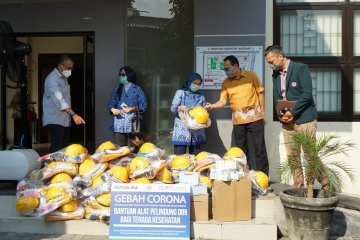 Gebah Corona salurkan bantuan APD ke RSUD Kabupaten Tangerang