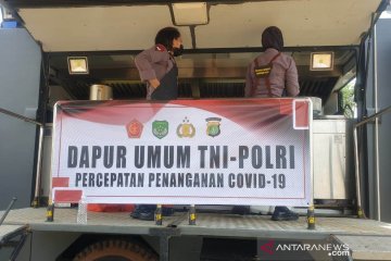 Jakpro bangun dapur umum di sekitar lokasi proyek