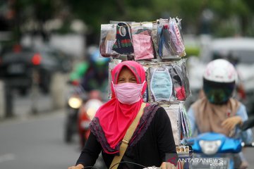 Penjualan Masker Meningkat