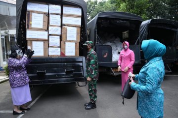 Peringati Kartini, OASE KIM bagikan sembako untuk warga Jabodetabek