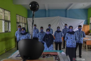 Pandemi COVID-19, pelantikan PNS di Jawa Barat dilakukan dalam jaringan