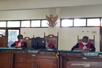 Mantan Aspidsus Kejaksaan Tinggi Jateng dihukum 2,5 tahun penjara