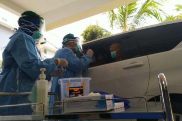 RS Diponegoro Semarang sediakan "lantatur" swab test COVID-19