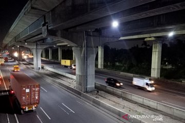 Tol Jakarta-Cikampek ramai lancar jelang Ramadhan