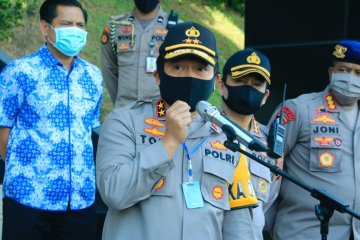 Polda Sumbar kerahkan personel edukasi masyarakat terkait PSBB