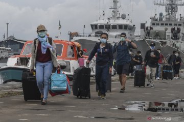 WNI pekerja di kapal pesiar MV Arthania tiba di Tanjung Priok