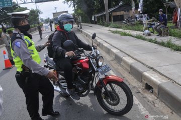 Kemarin, aturan kendaraan di Jabodetabek hingga Mari Elka soal corona