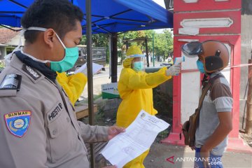 Sebanyak 16 warganya positif COVID-19, desa di Tulungagung diisolasi