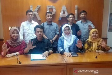 Sepekan, ujung "hamil di kolam renang" hingga muncul cacing di Solo