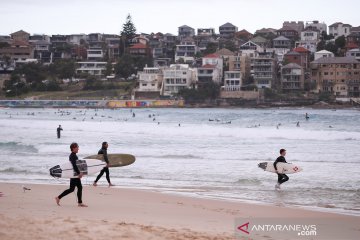 COVID-19 melambat, pantai di Sydney mulai dibuka kembali untuk umum