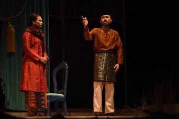 Pertunjukan Teater Nyanyi Sunyi Revolusi Tayang Gratis Di Youtube Antara News