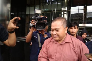 Deddy Handoko, mantan Kalapas Sukamiskin ditahan KPK