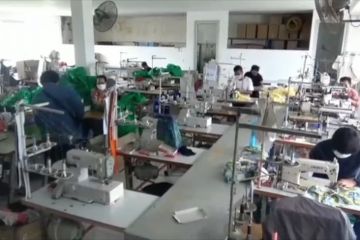 Berpartisipasi perangi pandemi, industri garmen di Denpasar produksi APD