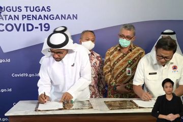 20 ton bantuan alat medis dari UEA tiba di Indonesia