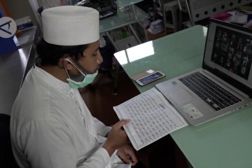 Istigasah daring para pelajar untuk doakan petugas medis