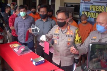 Polrestabes Bandung tindak tegas pelaku kejahatan di tengah pandemi 