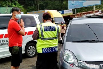 Satgas pulangkan puluhan kendaraan pribadi dari Jakarta-Bogor