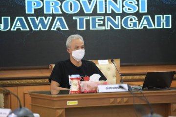 Ganjar Pranowo minta pemerintah pusat tidak kaku salurkan bansos