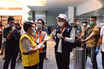 Relawan Indonesia Bersatu gelar tes cepat penumpang di Bandara Soetta