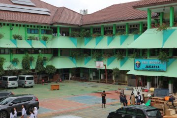 SMAN 8 Jakarta gelar perpisahan siswa Kelas 3 secara daring