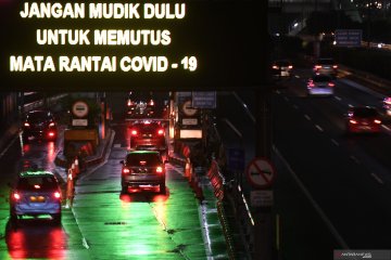 Pembatasan perjalanan orang saat pandemi COVID-19