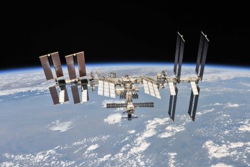 NASA, Tom Cruise dan SpaceX akan buat film di luar angkasa