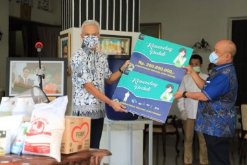 Pengaturan jarak pedagang pasar tradisional diterapkan secara nasional