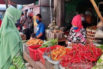 Dukung belanja dari rumah, pedagang pasar luncurkan aplikasi 'dipasar'