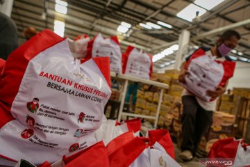 Distribusi Bantuan Khusus Presiden untuk warga kurang mampu di Kota Tangerang