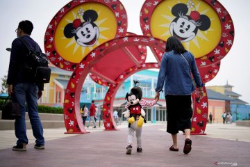 Shanghai Disneyland bersiap untuk dibuka